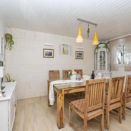 別荘 Seaside House Bratus - Makarska - 25055 *